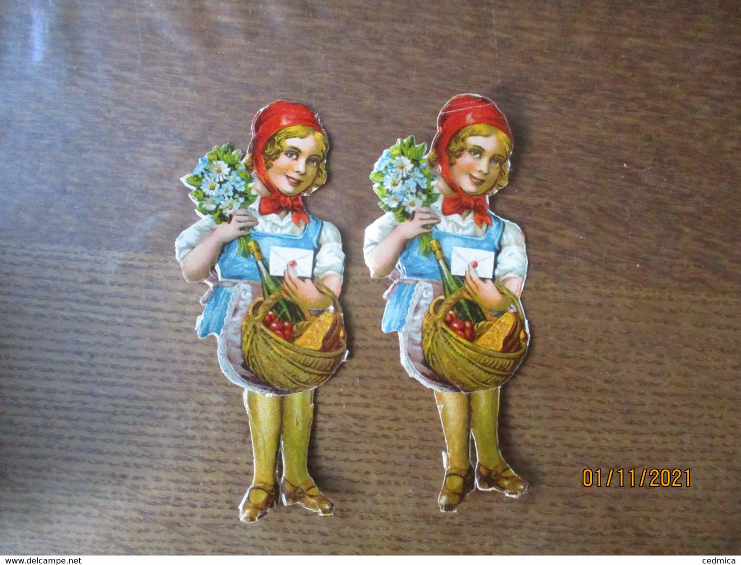 2 DECOUPIS JEUNE FILLE AVEC PANIER ET BOUQUET DE FLEURS HAUTEUR 13cm - Children