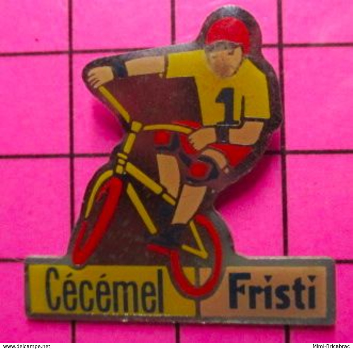 1121 Pin's Pins / Beau Et Rare / THÈME : SPORTS / VELO CYCLISTE BMX CECEMEL FRISTI - Cyclisme