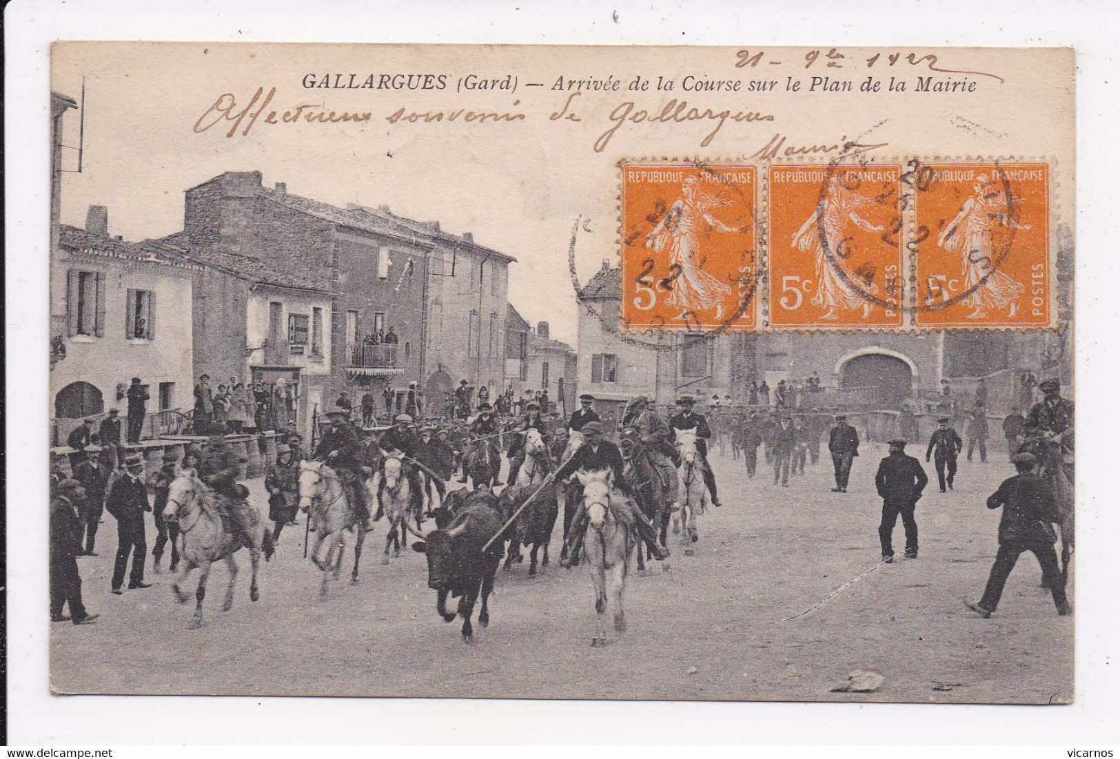 CP 30 GALLARGUES Arrivée De La Course Sur Le Plan De La Mairie - Gallargues-le-Montueux