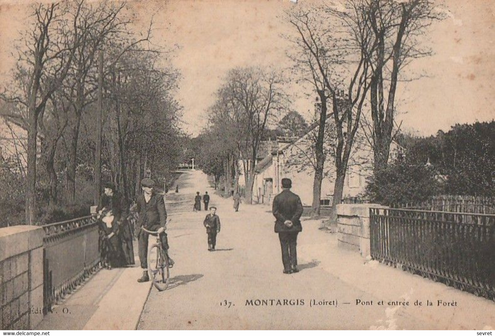 MONTARGIS. - Pont Et Entrée De La Forêt - Montargis