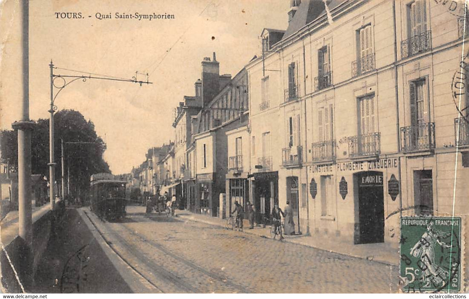 Tours       37          Quais-Ponts   Quai Saint Symphorien . Commerces Et Tramway   Petite Déchirure  (voir Scan) - Tours