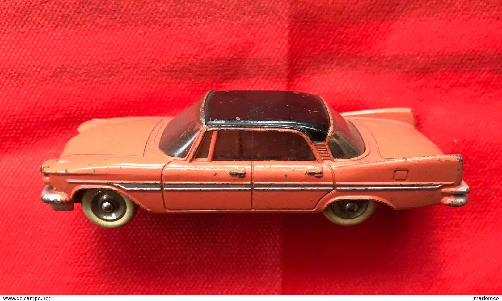 DE SOTO 59 DIPLOMAT DINKY TOYS - Toy Memorabilia