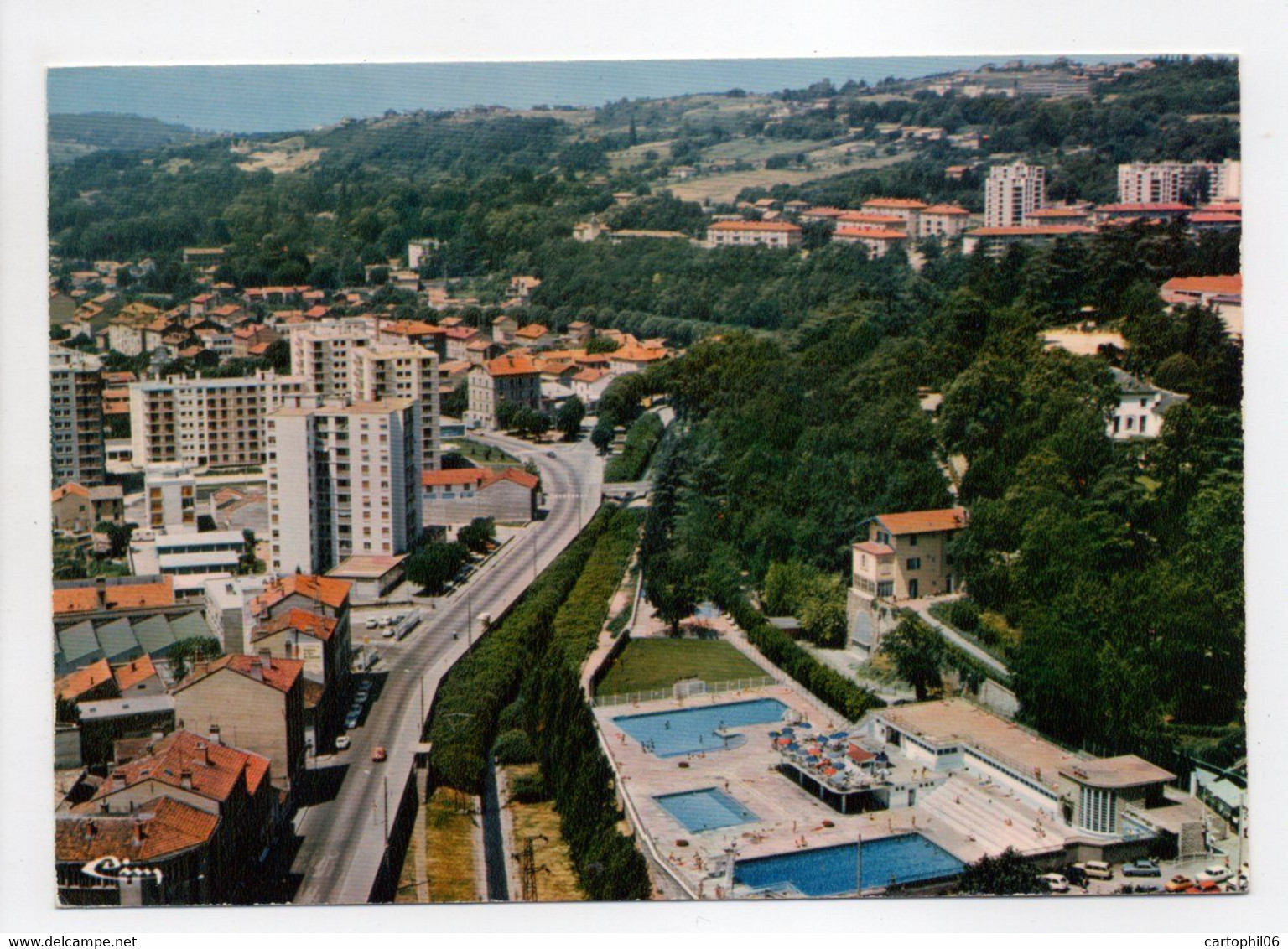 - CPM OULLINS (69) - Vue Générale Aérienne - Centre Nautique - Photo CIM 0032 - - Oullins