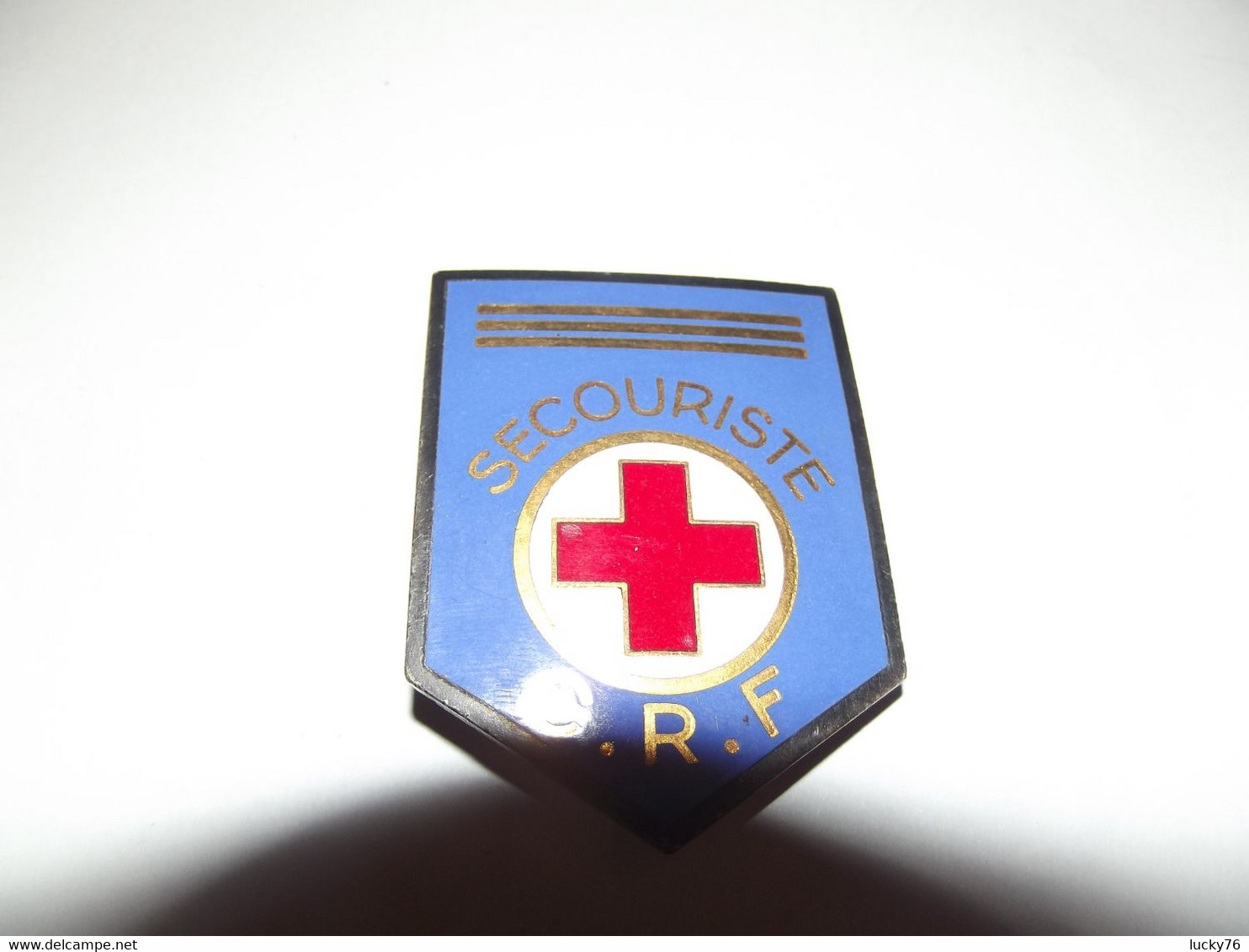Grande Broche Secouriste C R F Croix Rouge Francaise (5,5 X 4 Cm) - Other & Unclassified