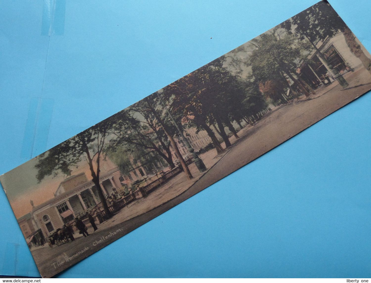 The PROMENADE > CHELTENHAM > W.H. Smith & Son D154/749 ( Format +/- 29 X 8,5 Cm. ) Anno 19?? ( Voir Photo ) ! - Cheltenham