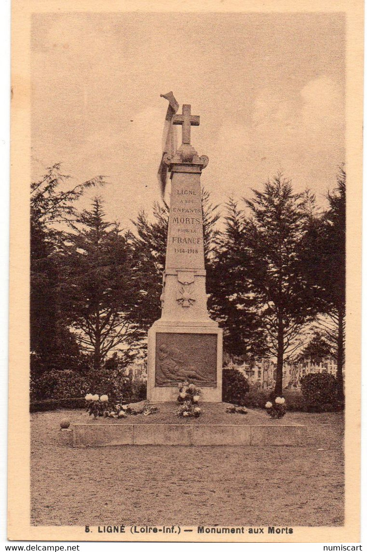 Ligné Le Monument Aux Morts - Ligné