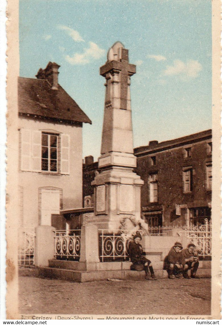 Cerizay Animée Monuments Aux Morts Pour La France - Cerizay