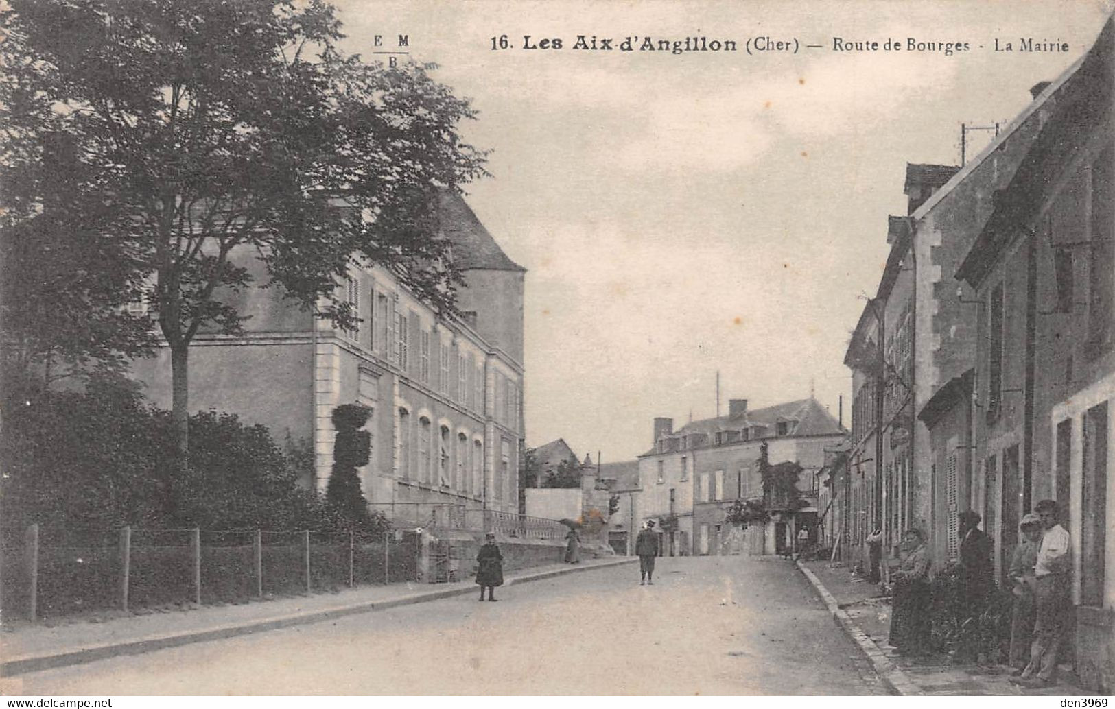 Les AIX-d'ANGILLON - Route De Bourges - La Mairie - Les Aix-d'Angillon