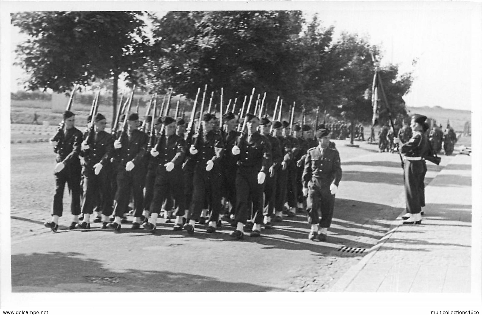 021121A - CARTE PHOTO W WEISS ALLEMAGNE SCHRAMBERG SCHARZW - Défilé Militair  Drapeau - Schramberg