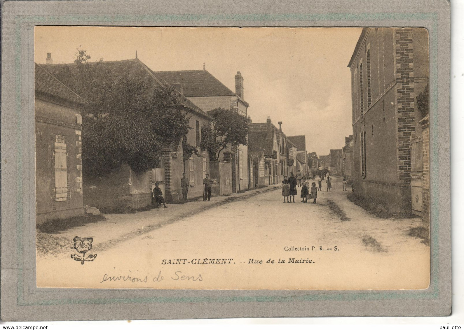 CPA - (89) SAINT-CLEMENT - Aspect De La Rue De La Mairie Au Début Du Siècle - Saint Clement