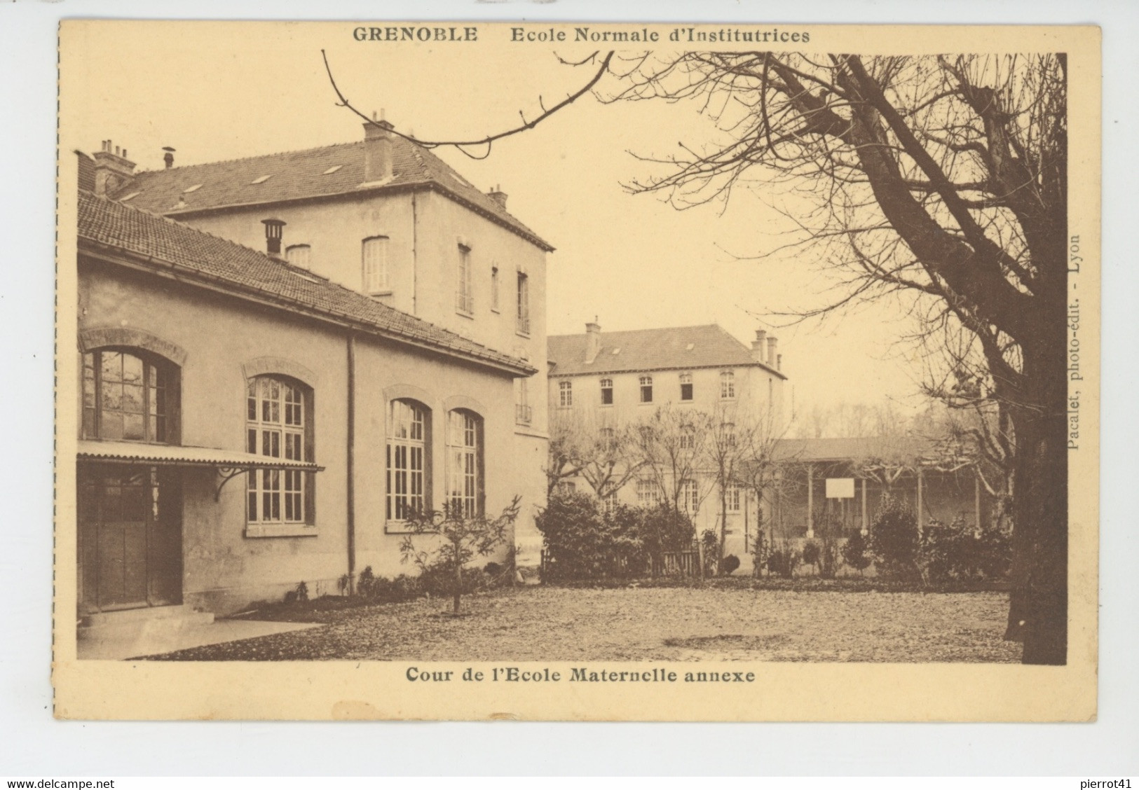 GRENOBLE - Ecole Normale D'Institutrices - Cour De L'Ecole Maternelle Annexe - Grenoble