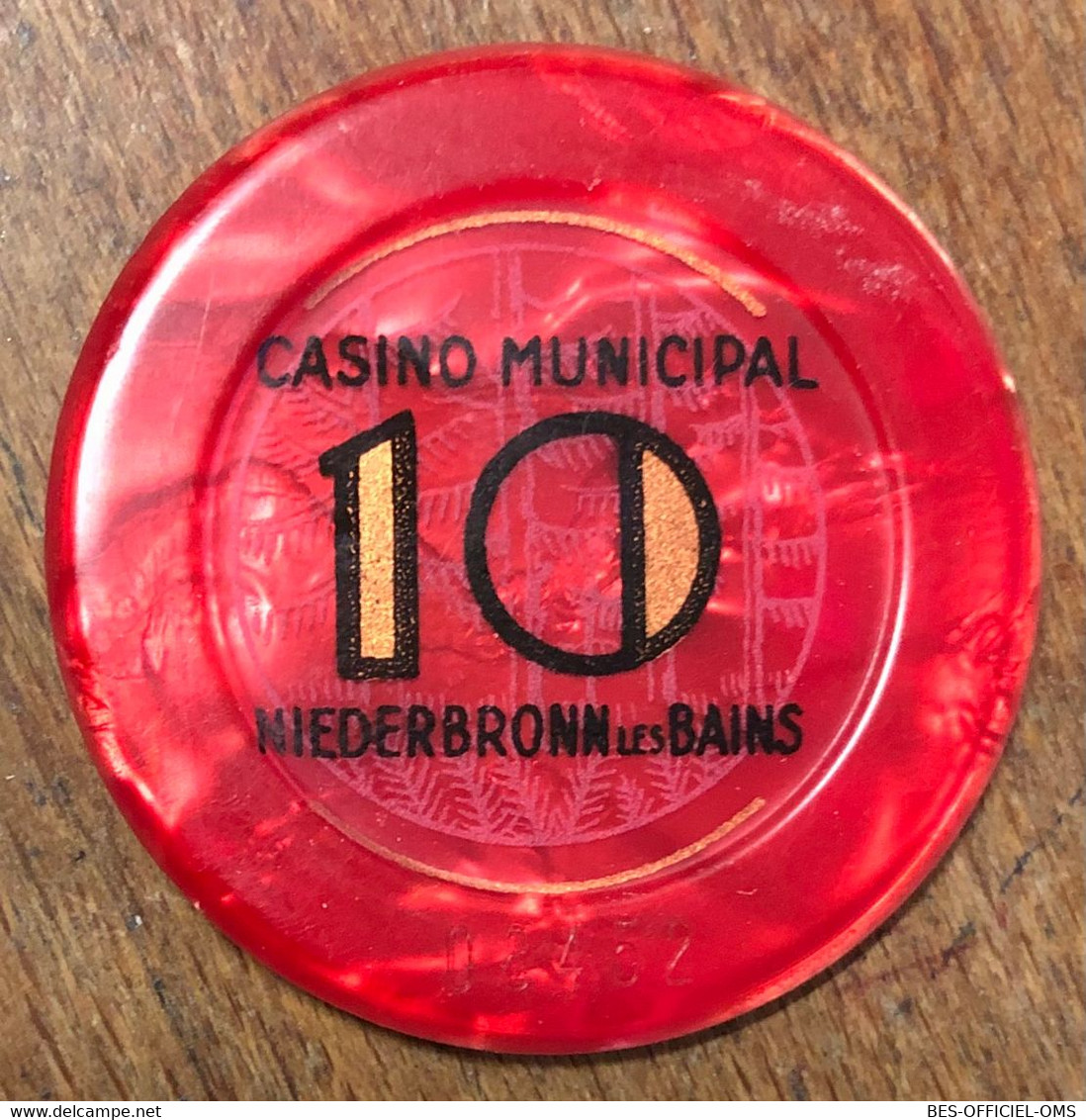 67 NIEDERBRONN-LES-BAINS CASINO MUNICIPAL JETON DE 10 FRANCS N° 08452 CHIP COINS TOKENS GAMING - Casino