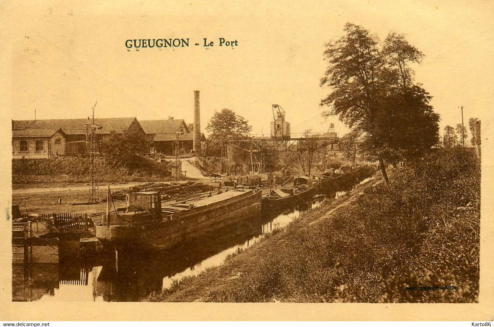 Geugnon * Péniches Batellerie * Le Port * Barge Chaland Péniche * Usine - Gueugnon