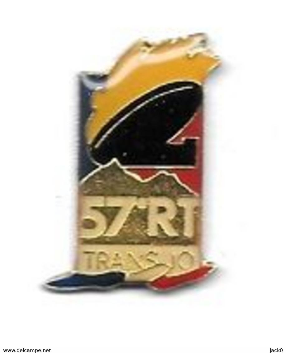 Pin' S  Militaire  57. R T  TRANS  J O - Militaria