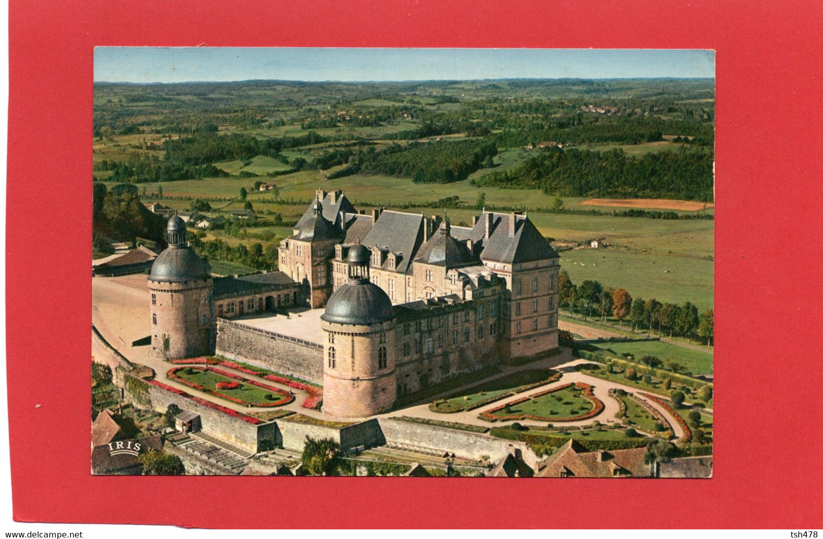 24----HAUTEFORT---vu Du Ciel--vue D'ensemble La Chapelle Et Façade Est--voir 2 Scans - Hautefort