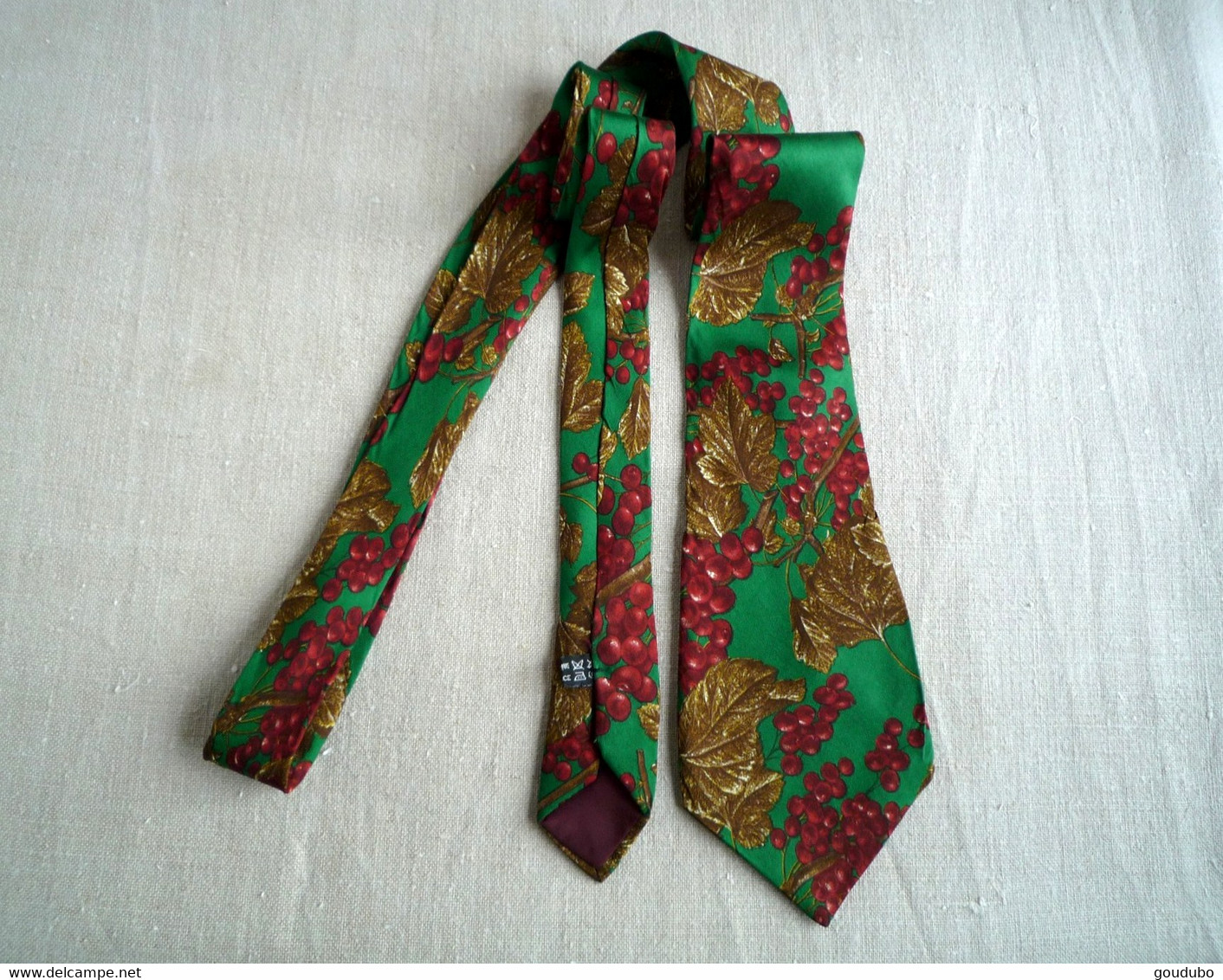 Cravate Automne Vert Baies Pourpre Feuilles Dorées Soie Brice - Cravatte