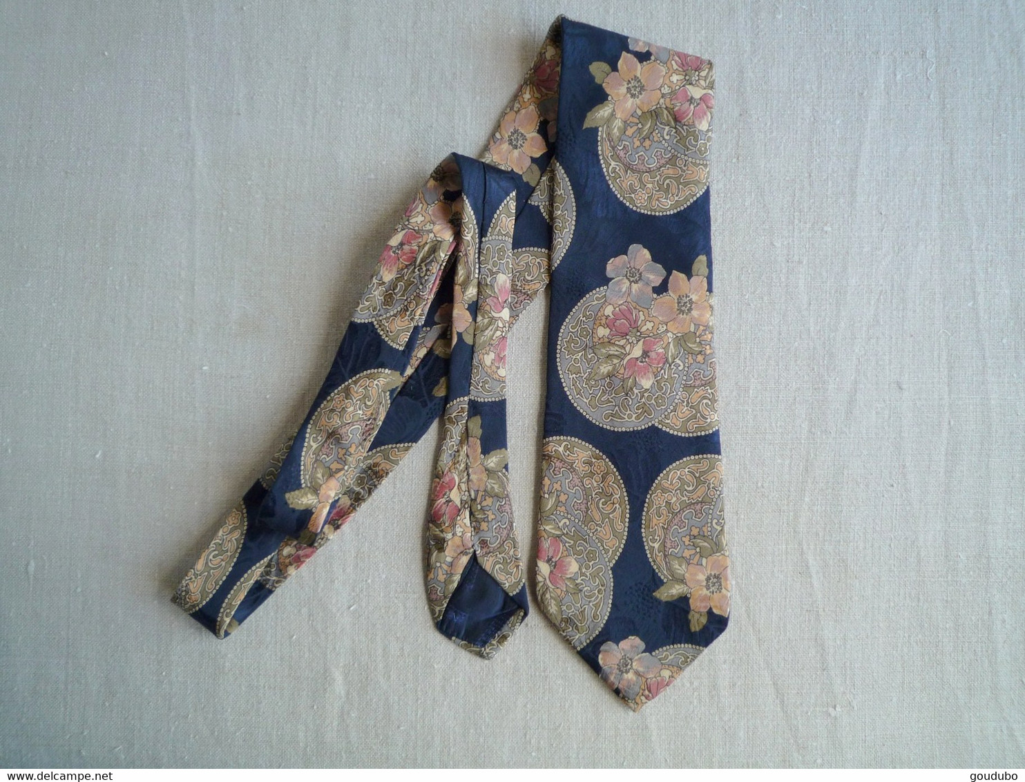 Cravate Bettini Bleu Marine Fleurs Plateu Moiré Soie - Cravates