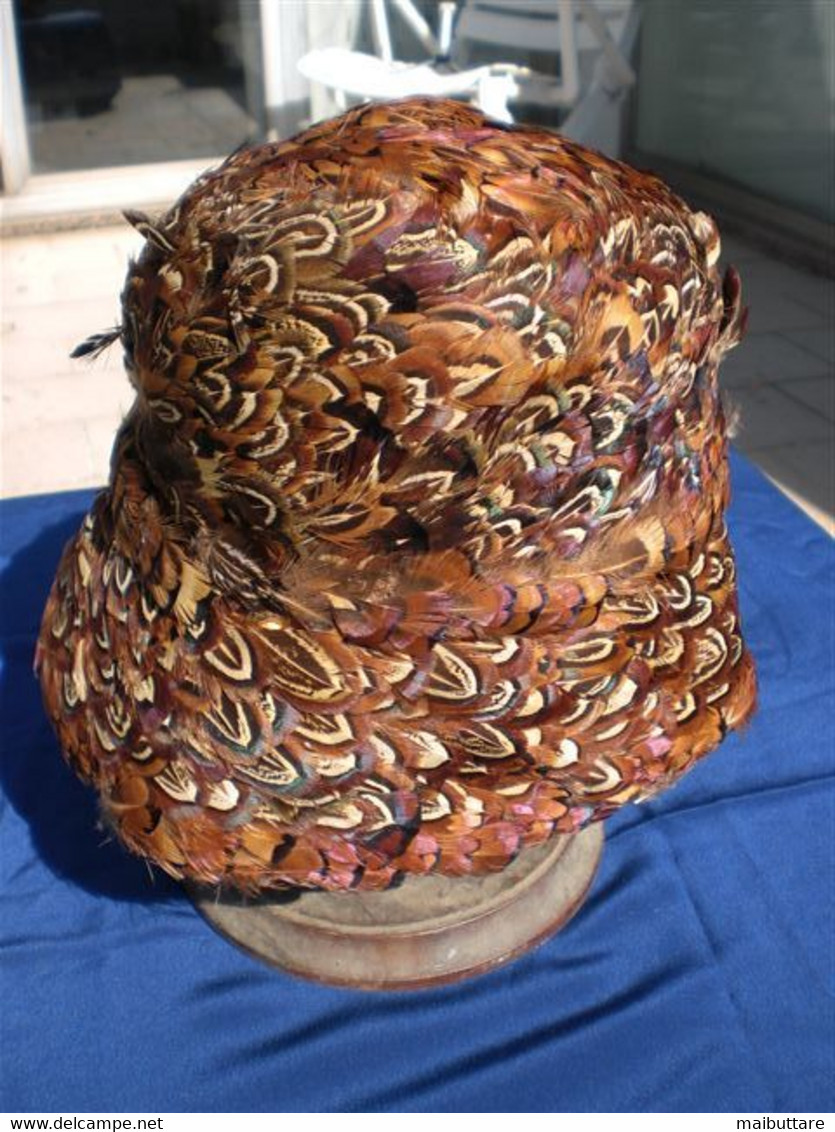 Cappello Semisferico In Piume Di Fagiano Anni 20  - Cod 25-29 - Voor 1900