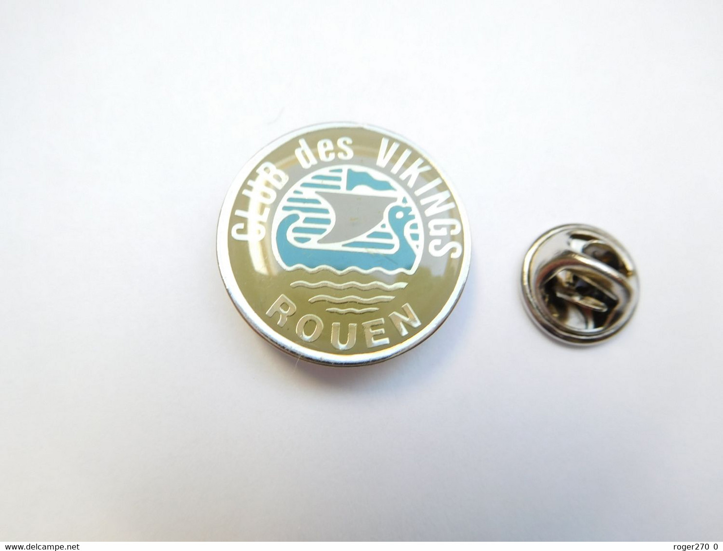 Beau Pin's , Natation , Club Des Vikings De Rouen , Petit Modèle : 22 Mm De Diamètre - Natation