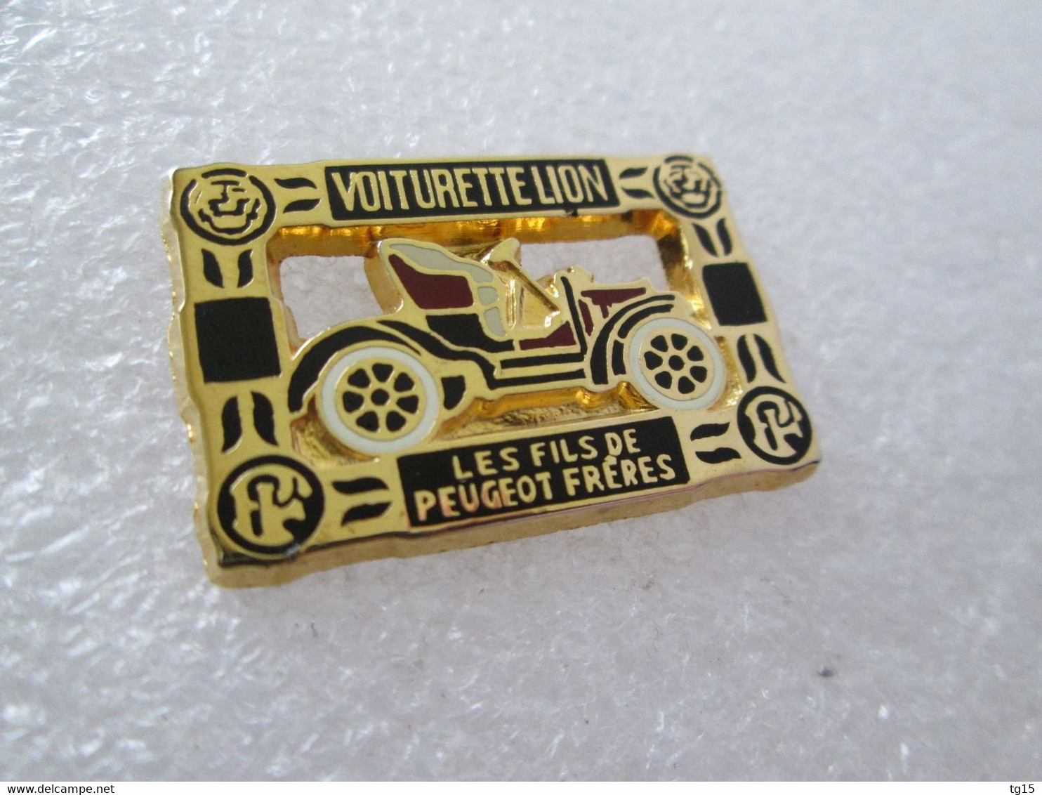 TOP  PIN'S PEUGEOT  VOITURETTE LION  Zamak   HELIUM - Peugeot