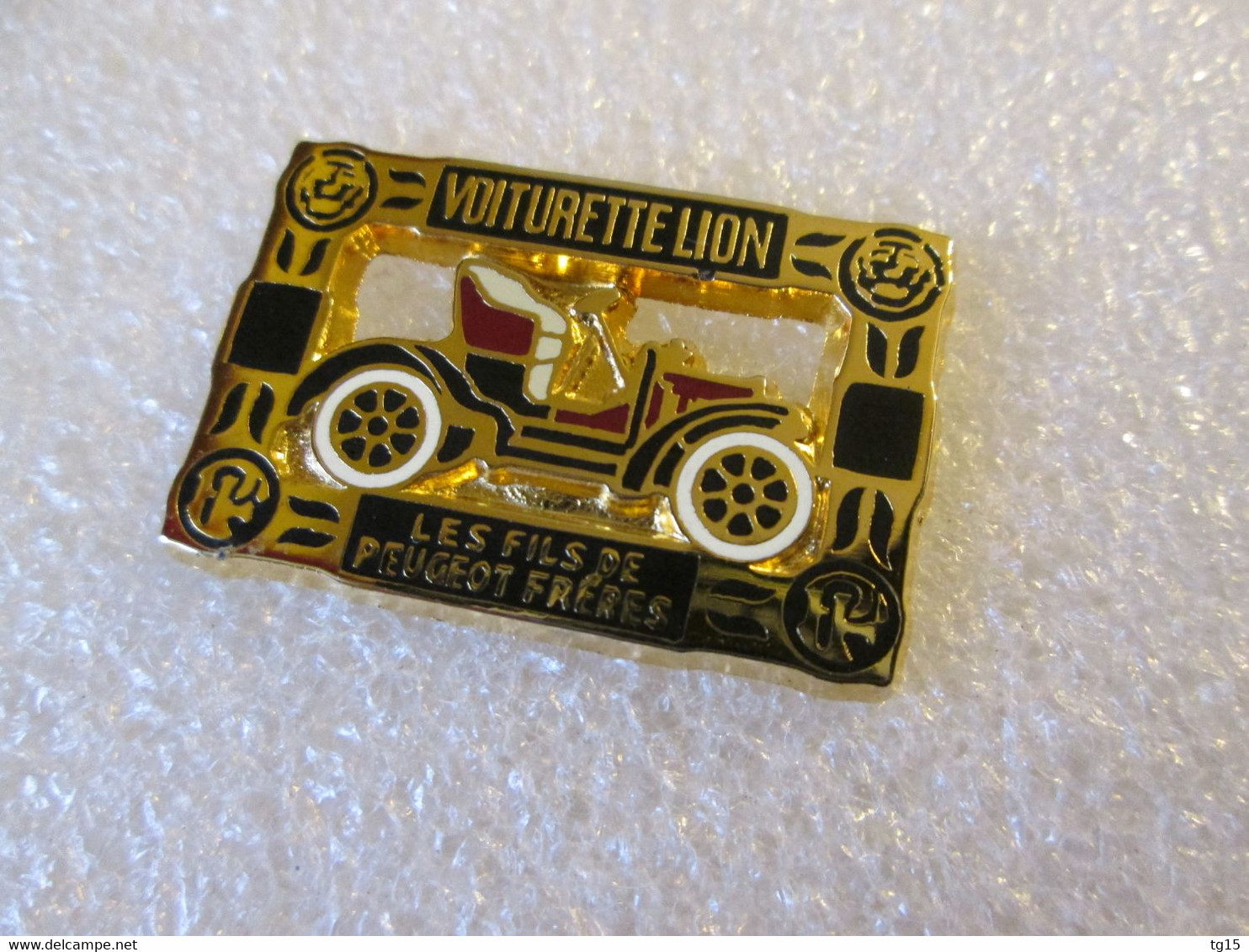 TOP  PIN'S PEUGEOT  VOITURETTE LION  Zamak   HELIUM - Peugeot