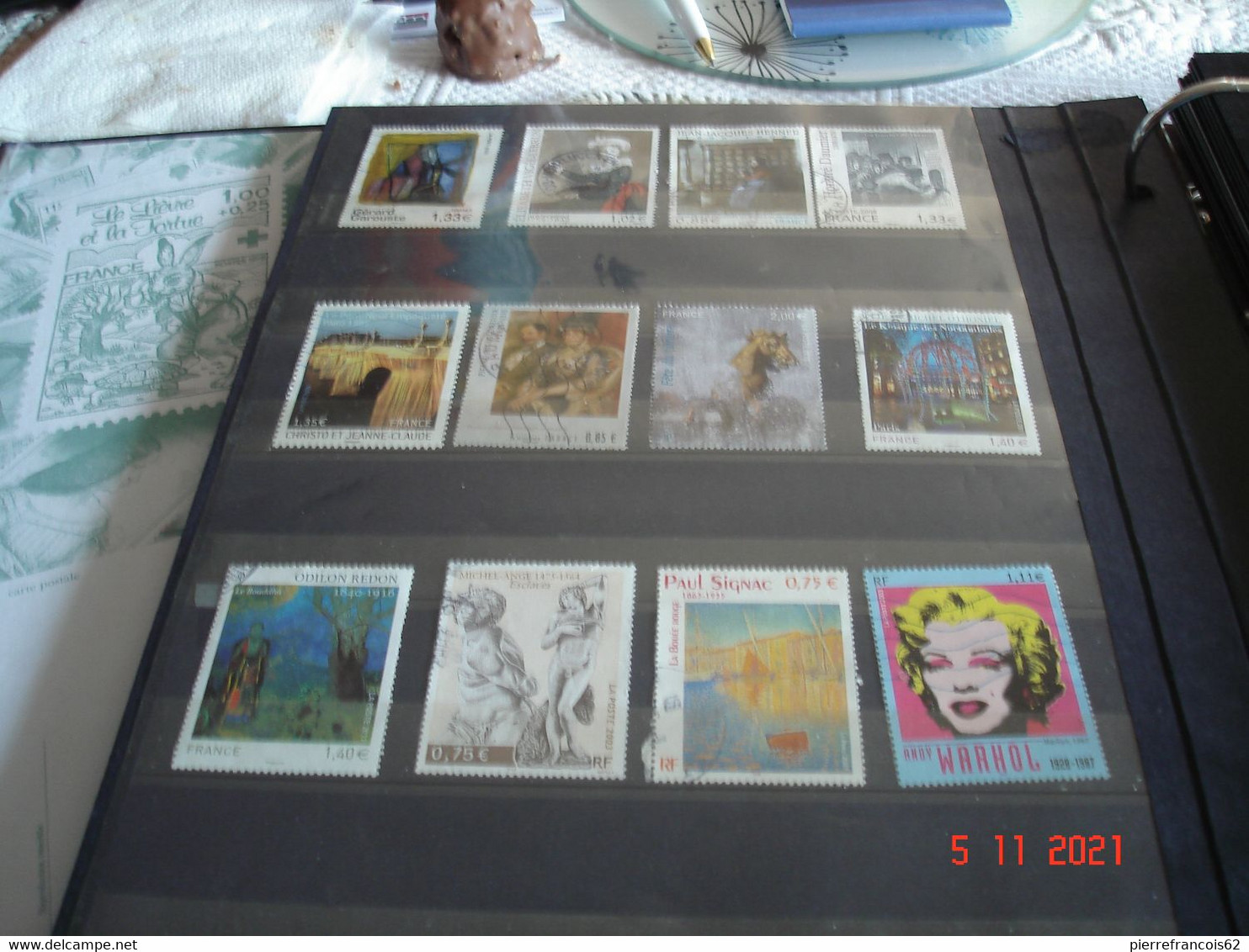 FRANCE  ALBUM  YVERT ET TELLIER AVEC FOURREAU  CONTENANT COLLECTION DE TIMBRES OBLITERES DE TOUTES EPOQUES