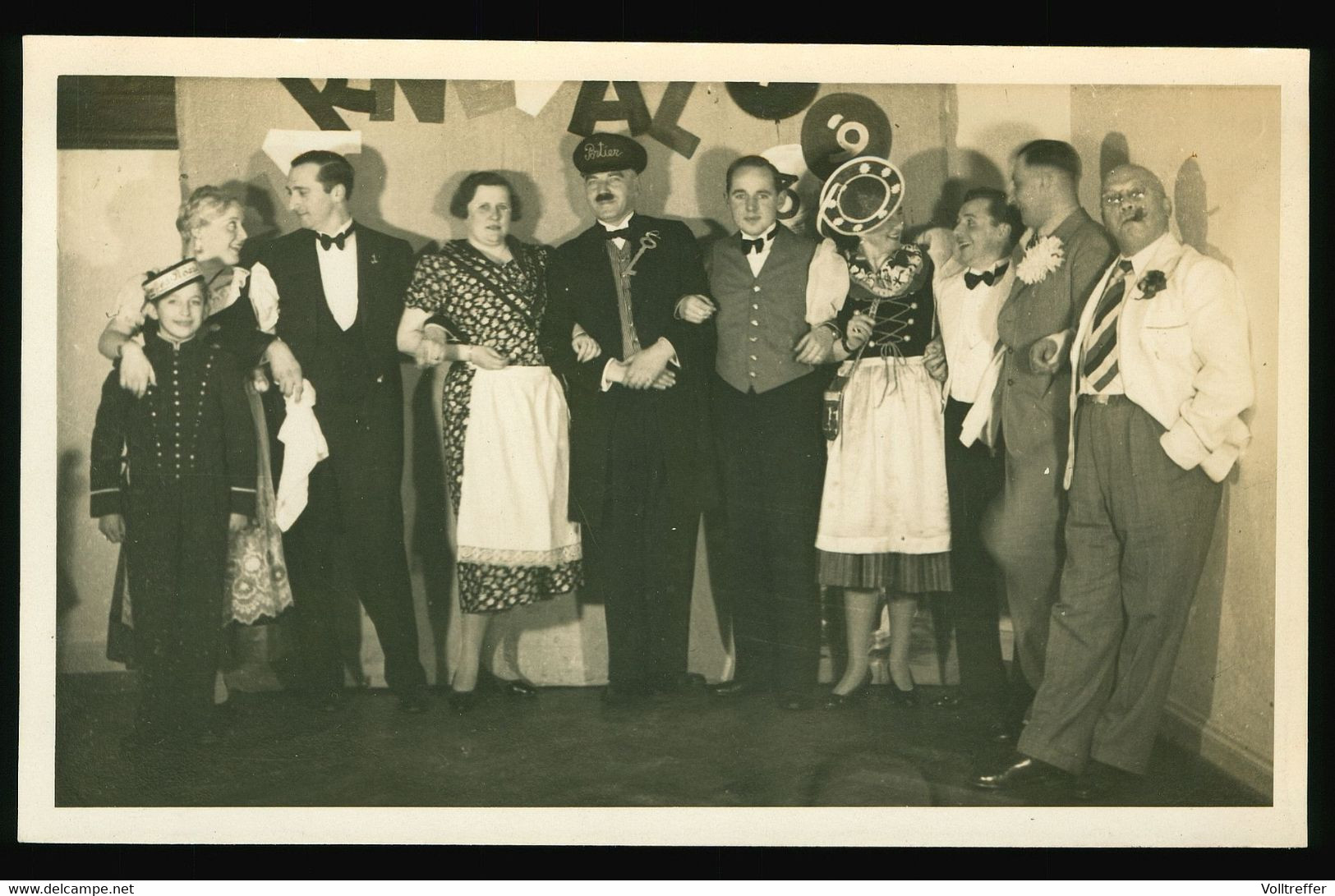 Orig. Foto AK Um 1930, Gruppenfoto Fasching, Schöne Kostüme, Costume, Carnival, Cute Young Girls & Boys - Carnaval