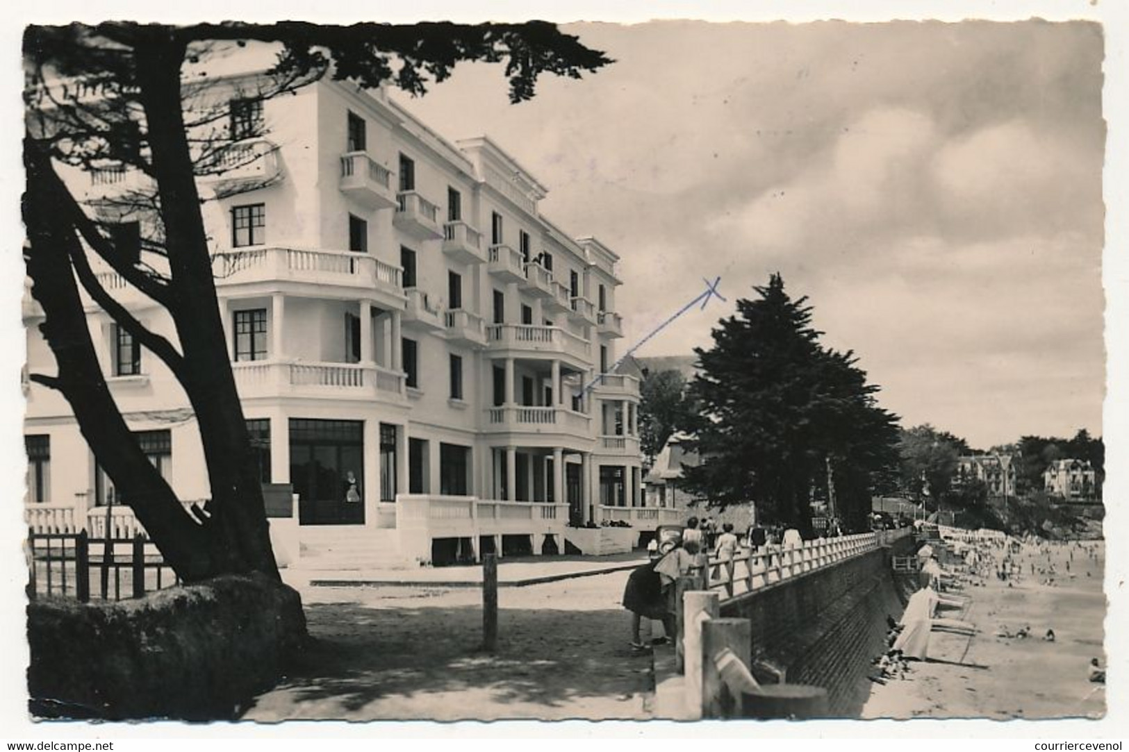 CPM - St LUNAIRE (Ille Et Vilaine) - Hôtel Lutétia - 1959 - Griffe Inconnu Appel Des Facteurs Toulon - Saint-Lunaire