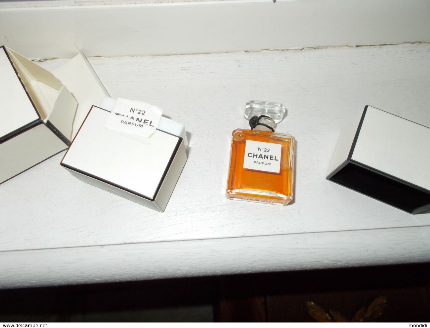 Ancien Flacon Miniature Parfum N° 22  Chanel Paris 7,5 Ml Scellé Boite Origine - Miniaturen Flesjes Dame (met Doos)