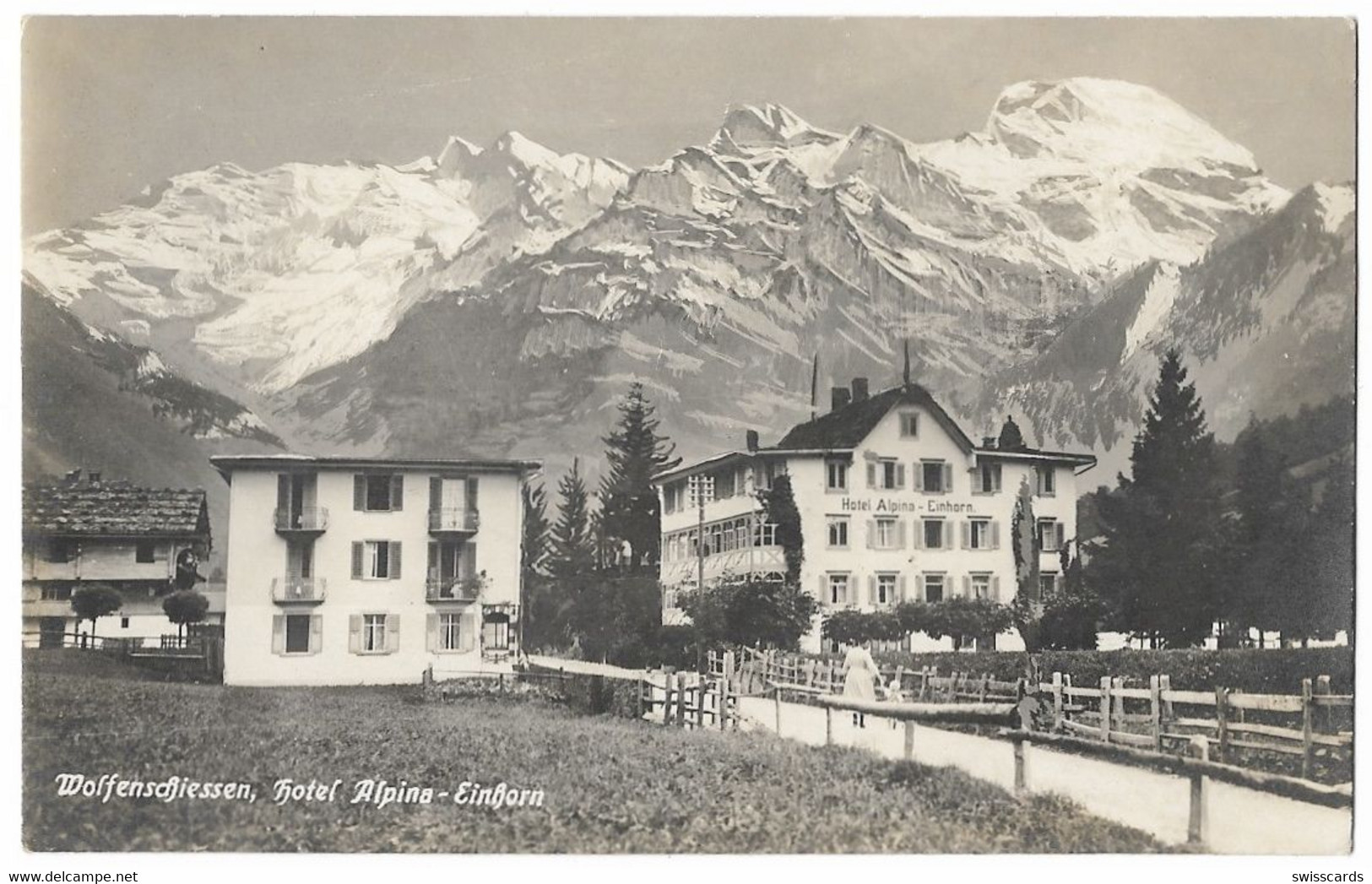 WOLFENSCHIESSEN: Dorfpassage Mit Hotel Alpina ~1925 - Wolfenschiessen