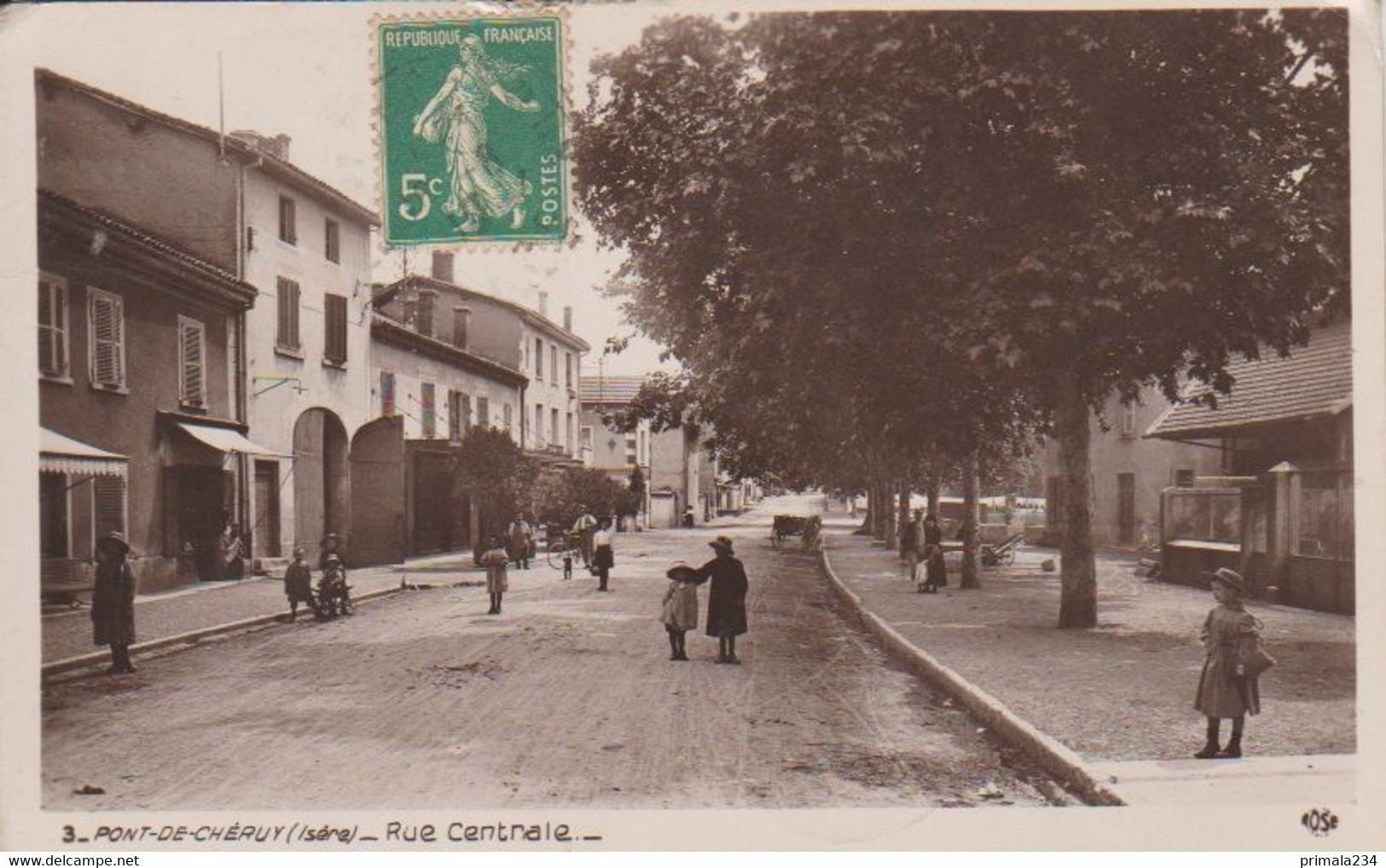 PONT DE CHERUY - RUE CENTRALE - Pont-de-Chéruy