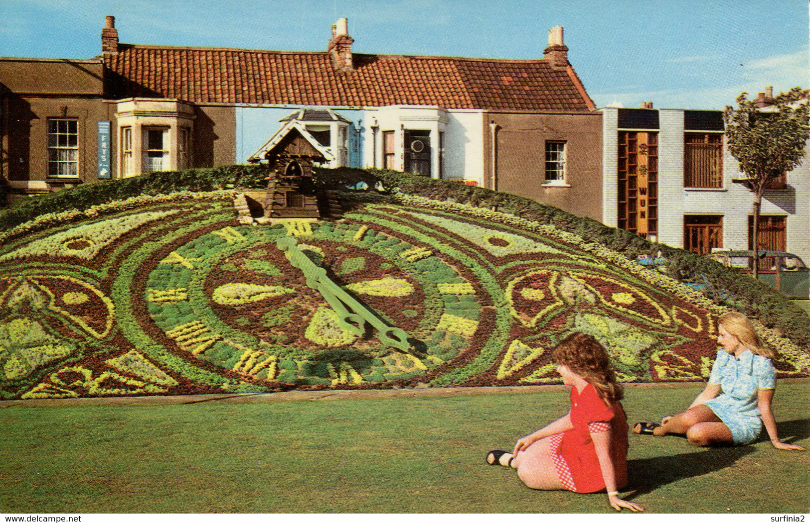 AVON - WESTON SUPER MARE - FLORAL CLOCK  Av585 - Weston-Super-Mare