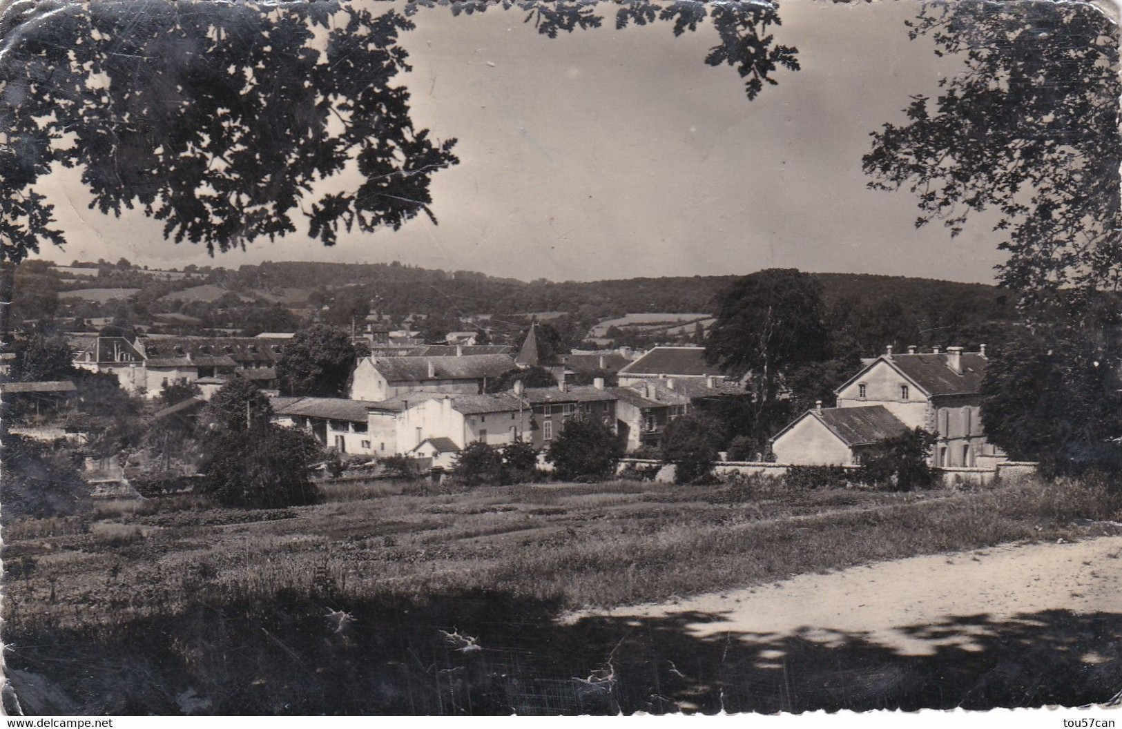 LA MOTHE SAINT HERAY - NIORT - DEUX SEVRES - (79) - CPSM DENTELEE DE 1950.... - La Mothe Saint Heray