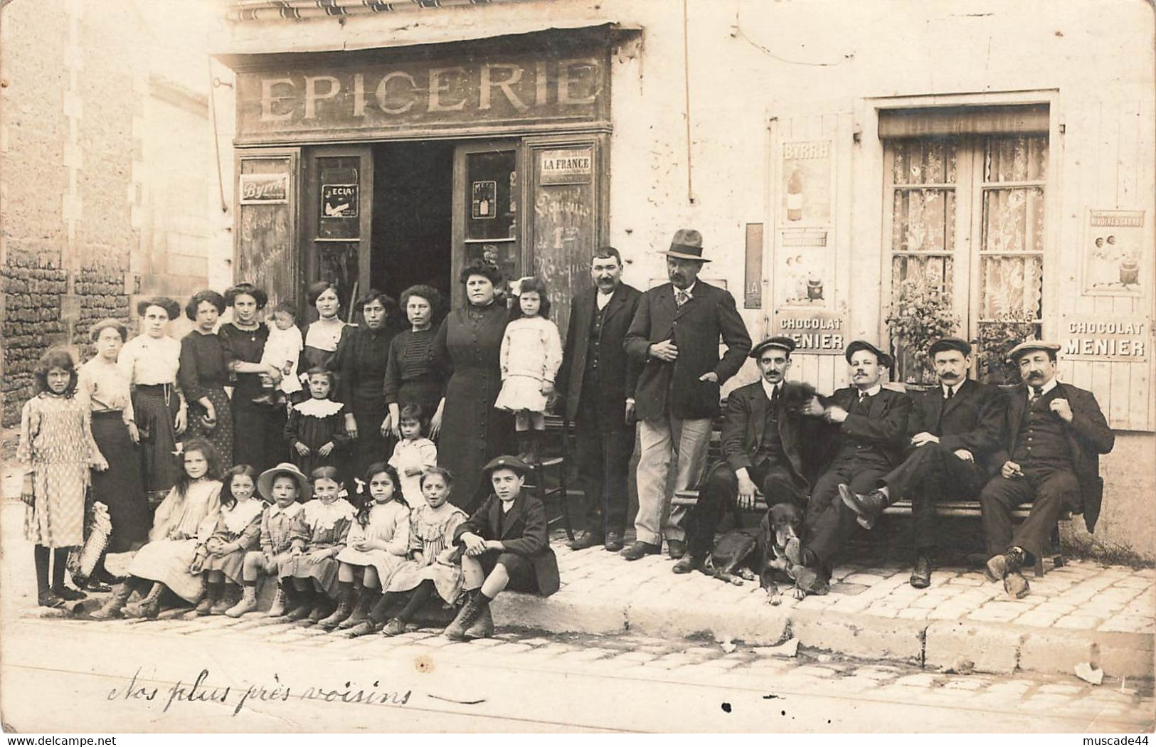 ANGOULEME ? - A IDENTIFIER - PHOTO EPICERIE AVEC LE VOISINS - Angouleme