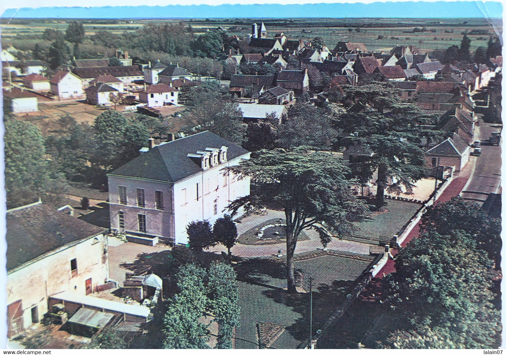 Carte Postale : 41 MARCHENOIR : La Maison Du Repos, Vue Aérienne, Timbre En 1969 - Marchenoir