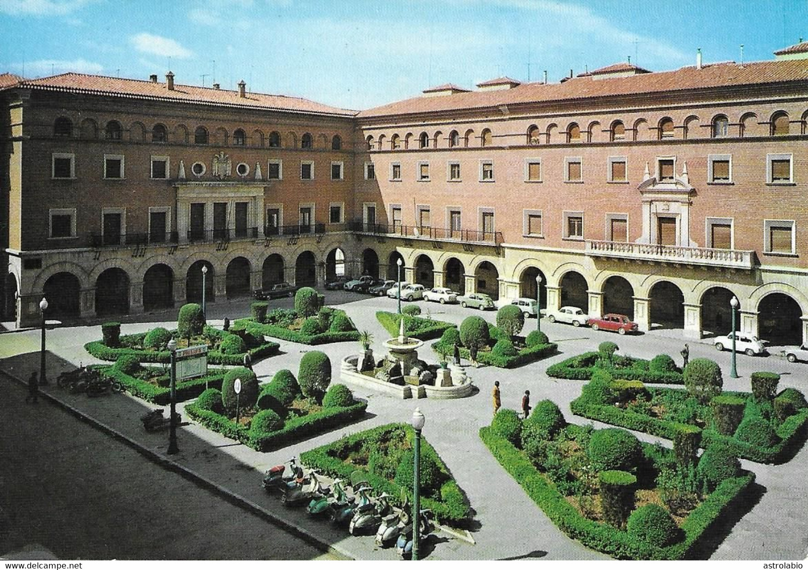 Teruel, Plaza General Varela. Edición Arribas CP - Teruel