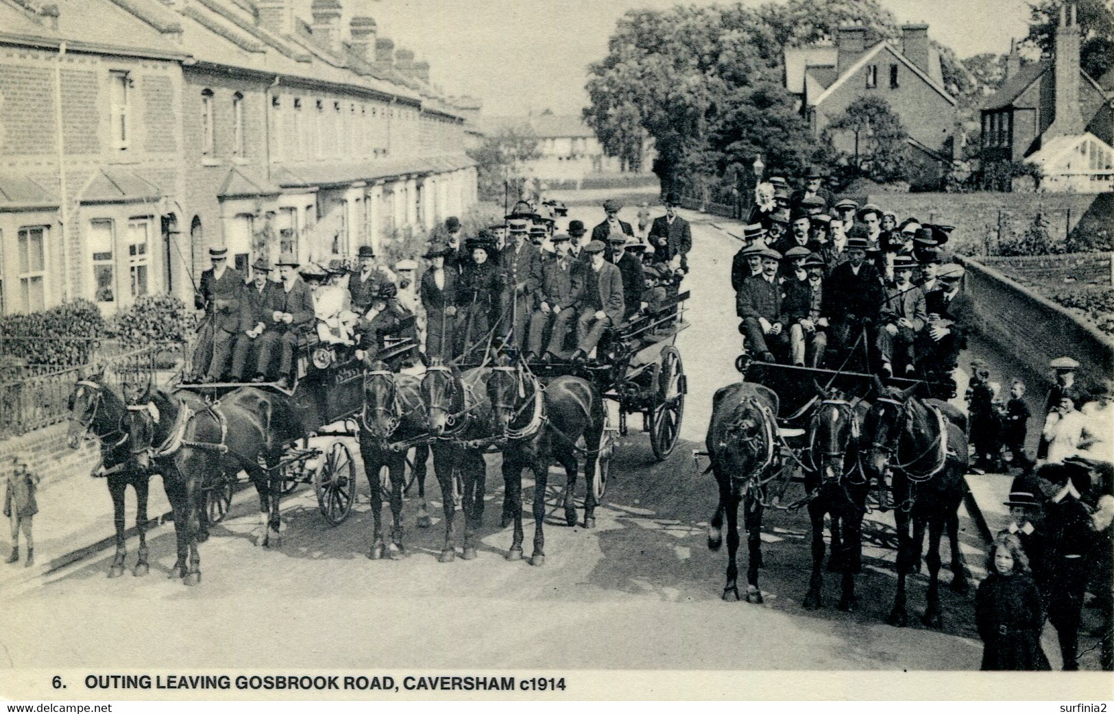 BERKS - READING - CAVERSHAM - OUTING LEAVING GOSBROOK ROAD C1914 (REPRO) Be333 - Reading