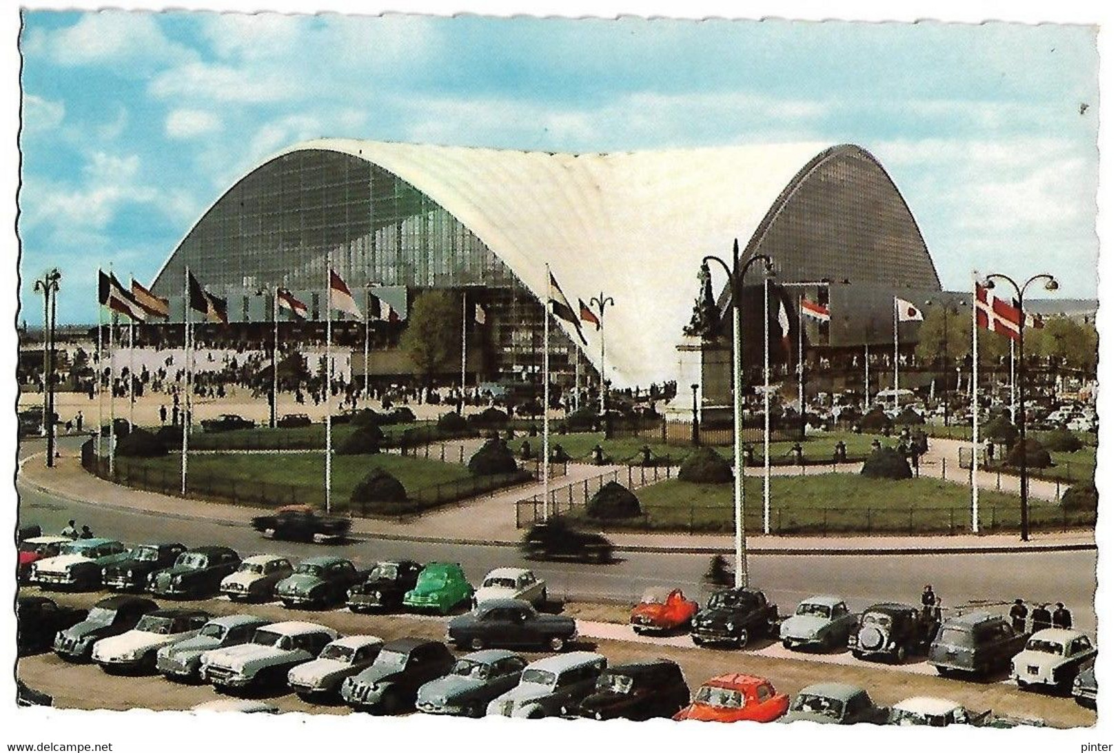 Rond-Point De LA DEFENSE - Le Pavillon Du C.N.I.T. - La Defense