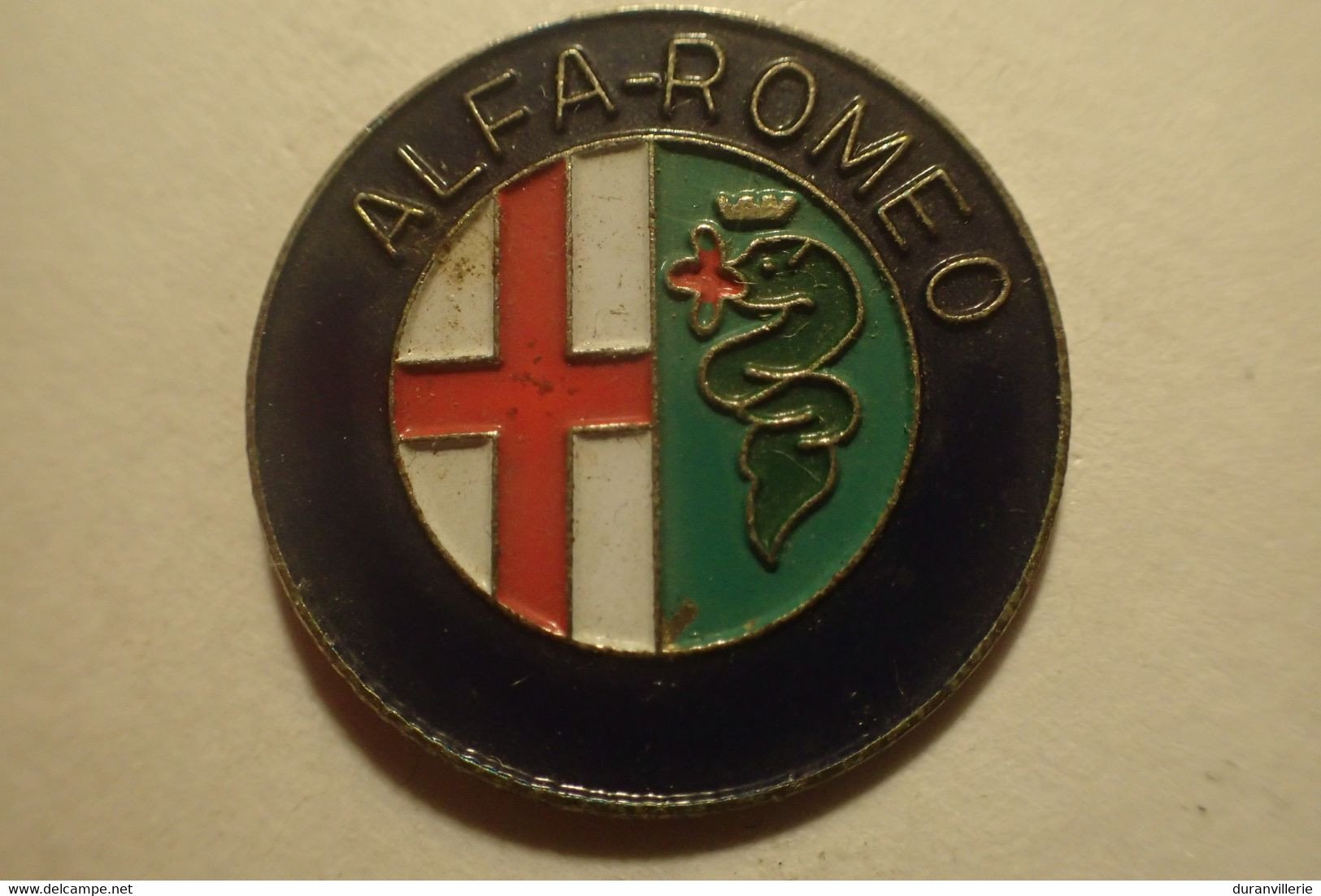 Pin's ALFA ROMEO 26mm - Alfa Romeo