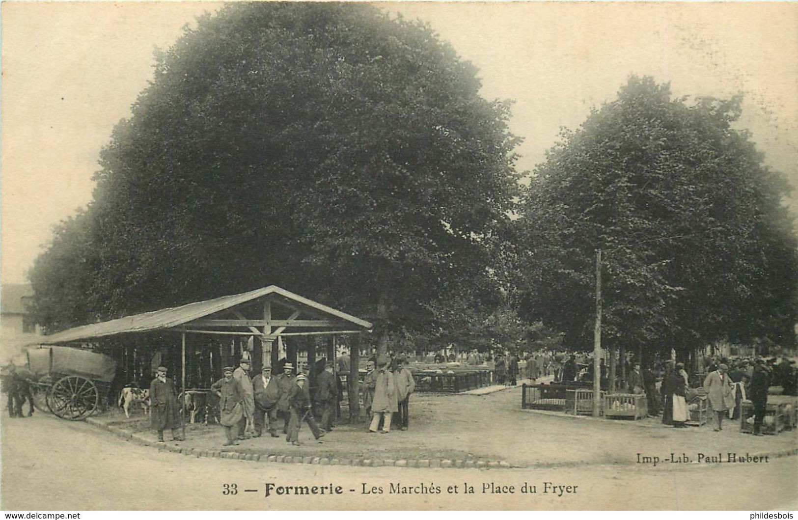 OISE  FORMERIE Les Marchés Et La Place Du Fryer - Formerie