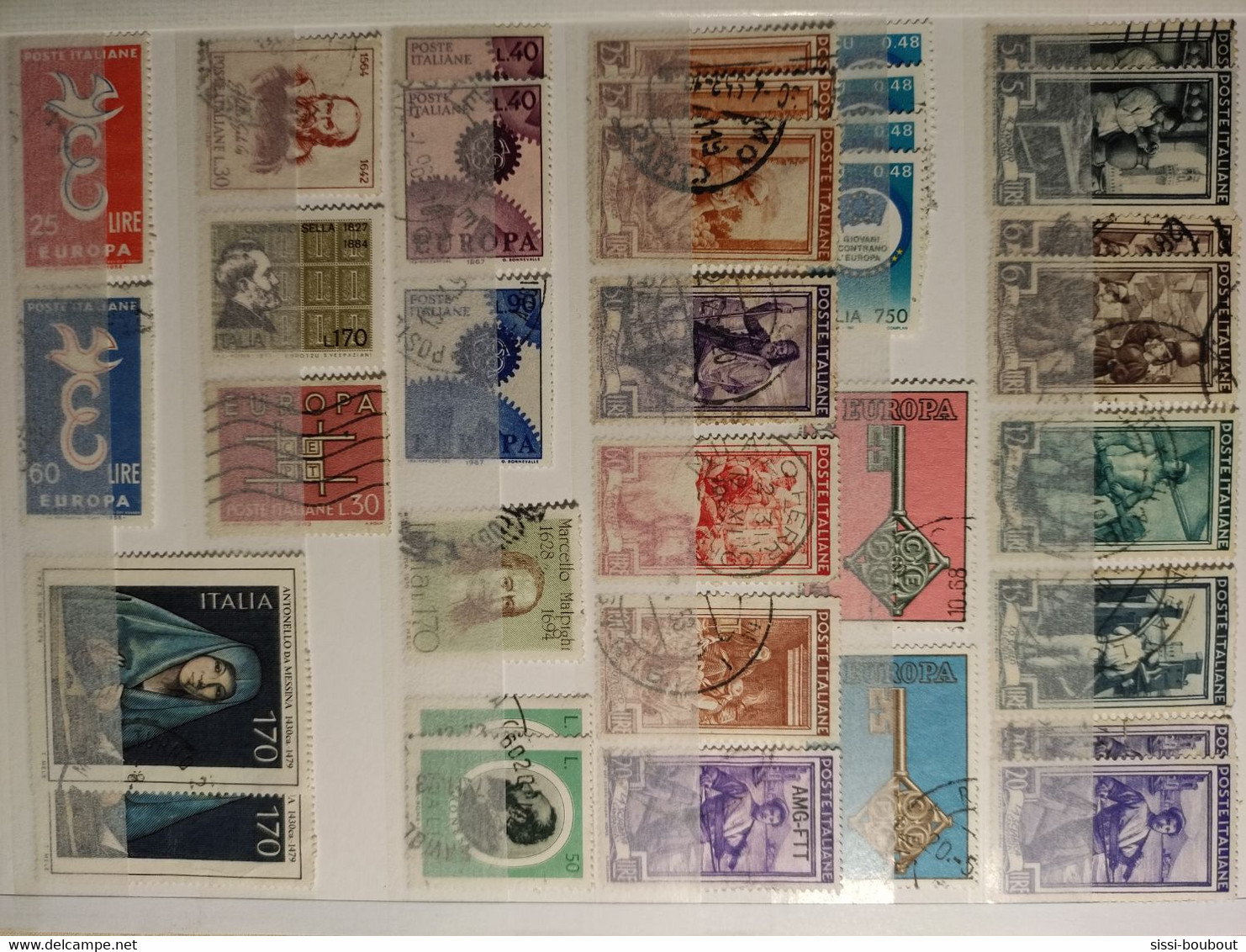 Timbres de ITALIE "OBLITERE" - 310 timbres - Plus Stock OFFERT - Tout état -Toutes années - Vente sans l'album