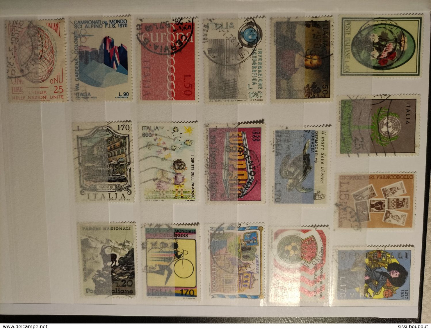 Timbres de ITALIE "OBLITERE" - 310 timbres - Plus Stock OFFERT - Tout état -Toutes années - Vente sans l'album