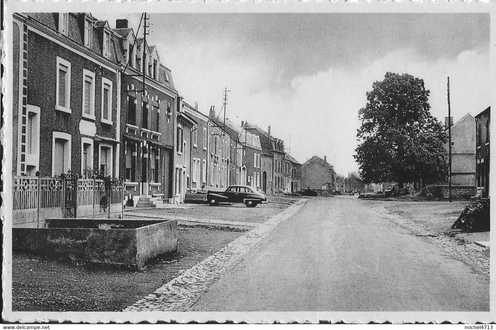 VIEILLE RUE ANCIENNE VOITURE  4328 - Musson