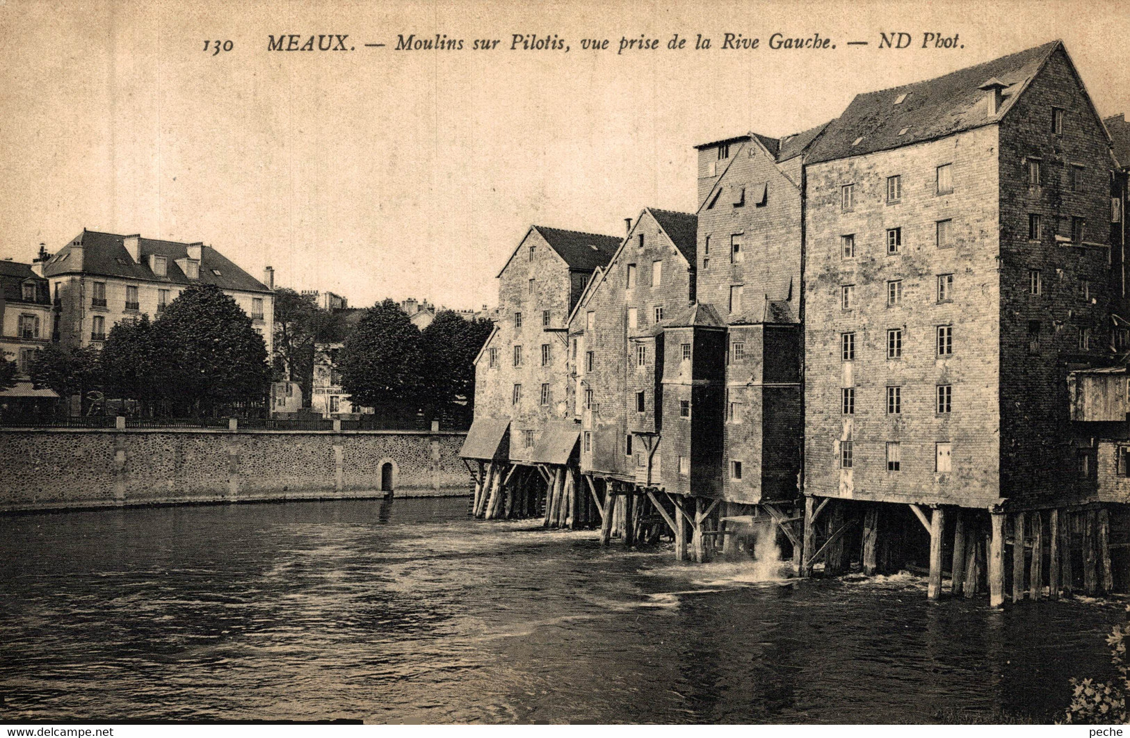 N°88198 -cpa Meaux -moulins Sur Pilotis- - Watermolens