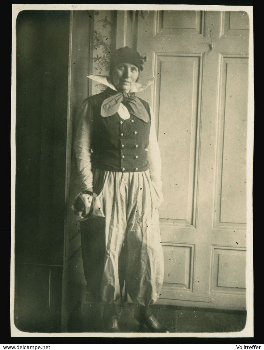 Orig. Priv. Foto AK Um 1925 Fasching, Karneval, Verkleidet, Kostüm, Costume, Holländer, Dutchman - Carnaval