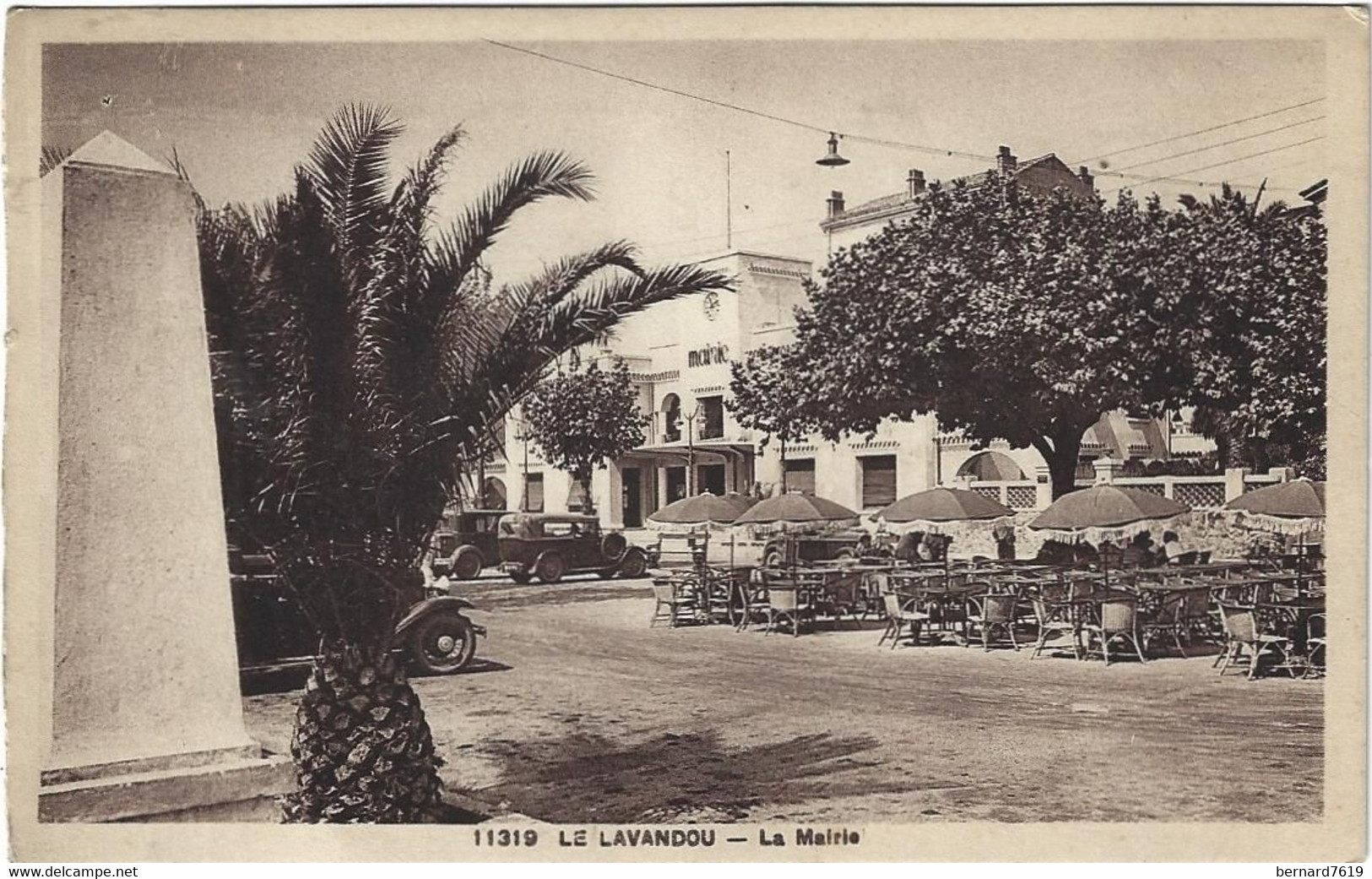 83    Le Lavandou  -    La Mairie - Le Lavandou