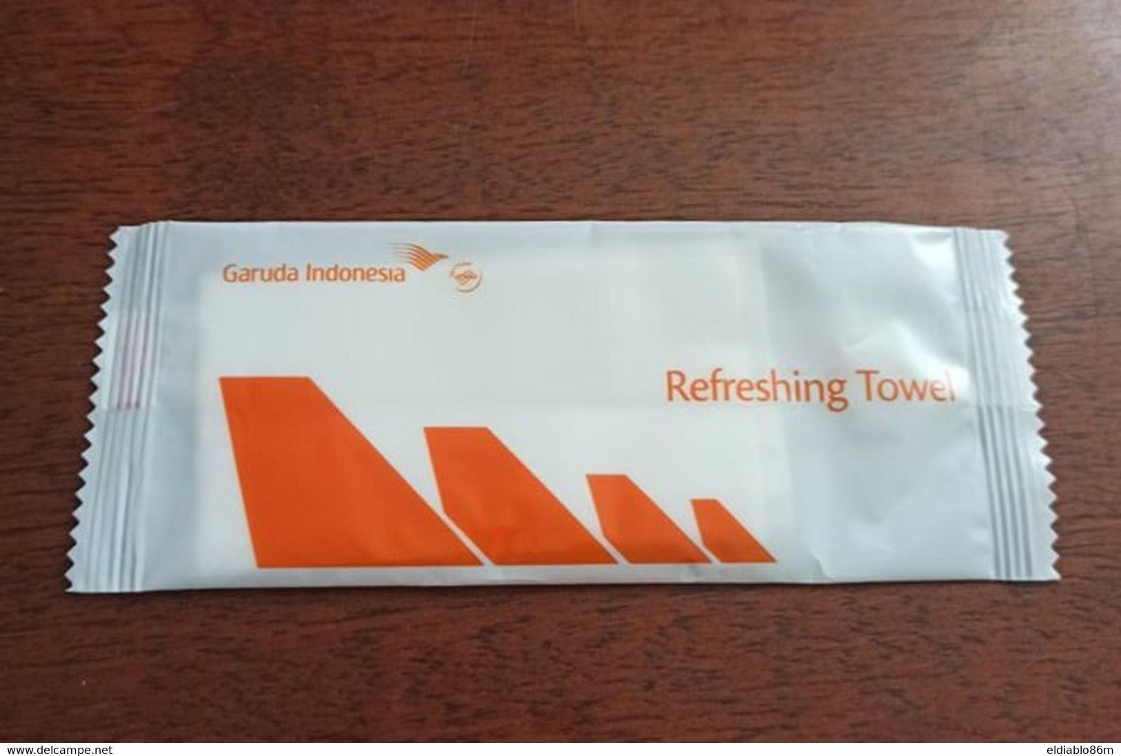 MEMORABILIA GARUDA INDONESIA - REFRESHING TISSUE - Materiale Promozionale