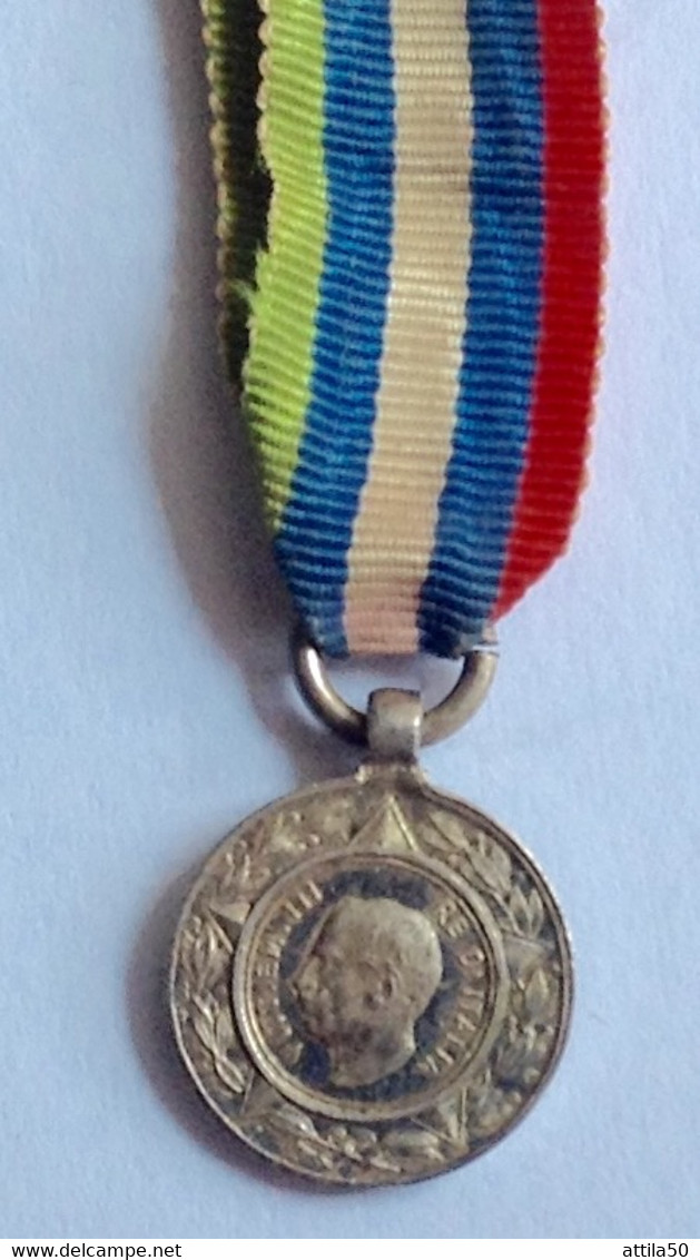 Regno d’Italia Vittorio Emanuele III -Medaglie d’argento Guardie d’Onore con medaglia mignon e astuccio originale.