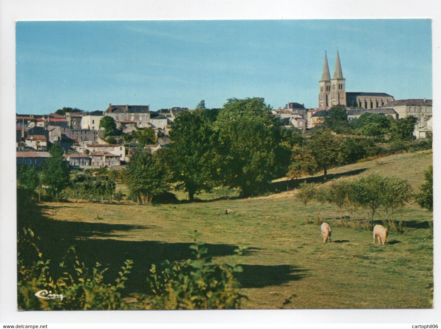 - CPM MAULÉON (79) - Vue De La Route De St-Amand-sur-Sèvre 1983 - Photo CIM - - Mauleon