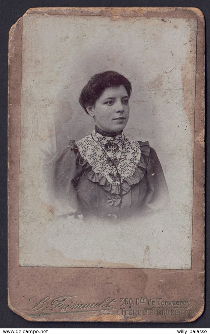 +++ Photo Ancienne Sur Carton - CDV - ETTERBEEK - Bruxelles - L. Fremault - Portrait De Femme  // - Etterbeek